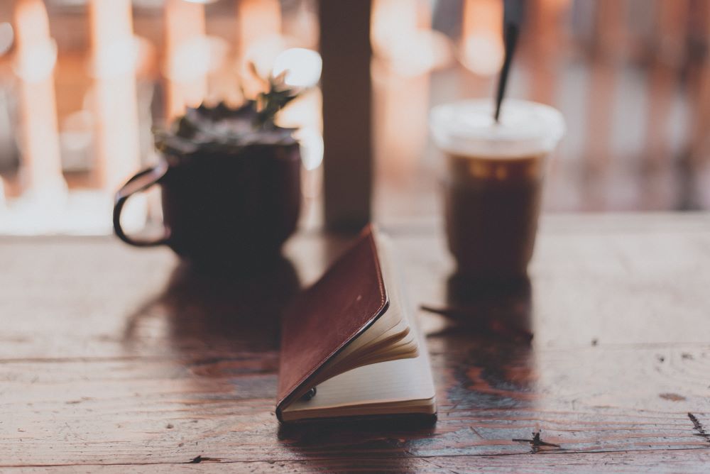 Writing Flawed Characters: Tips for Creating Realistic and Relatable Personalities in Fiction
